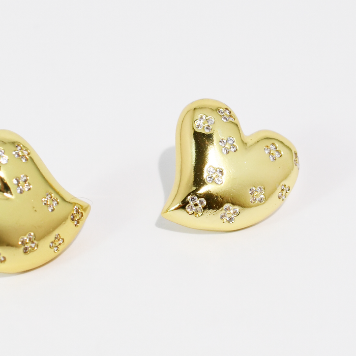 Amelia Heart Stud