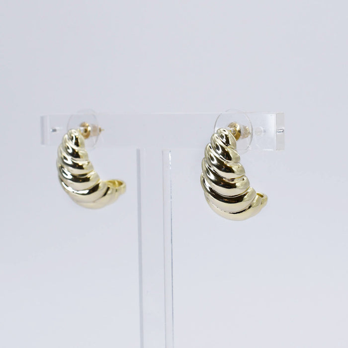 Gold hoop earrings minimalist style,
Silver stud earrings everyday wear,
Pearl drop earrings elegant outfit,
Gemstone huggie earrings vibrant look,
Dainty chain earrings modern chic,
Boho tassel earrings festival vibe,
Crystal dangle earrings evening style,
Rose gold mini hoops soft shine,
Textured stud earrings boutique appeal,
Colorful beaded earrings artisan touch,
Statement earrings bold trendy fashion,
Wholesale earrings for boutiques selection