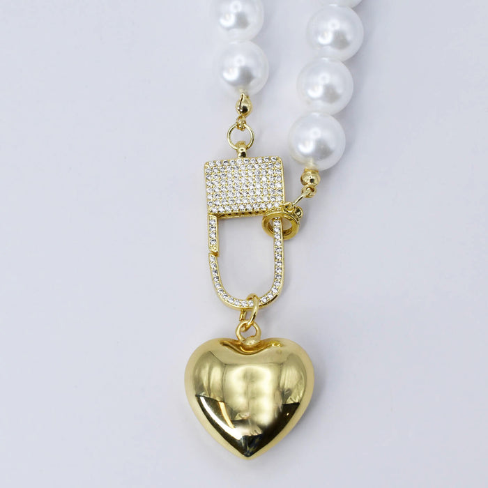 dainty gold necklace, layered design, boutique wholesale, womens accessories, statement piece, trendy style, waterproof, hypoallergenic, tarnish free,pearls