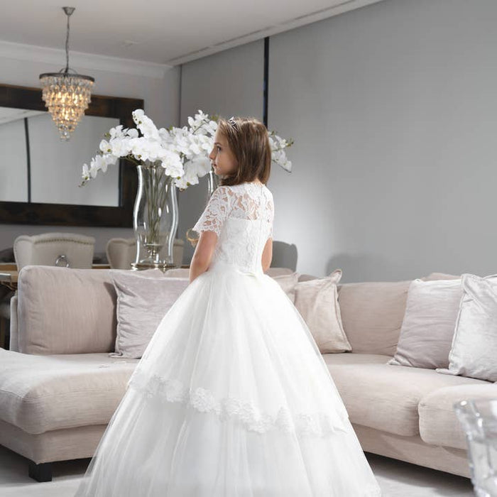 GIRLS COMMUNION