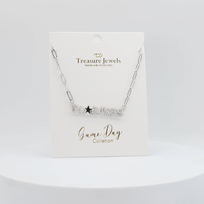 premium silver necklace crafted for everyday wear, offering a dainty handcrafted style with a waterproof, hypoallergenic, tarnish free finish, ideal for minimal modern jewelry lovers, available as wholesale for boutiques