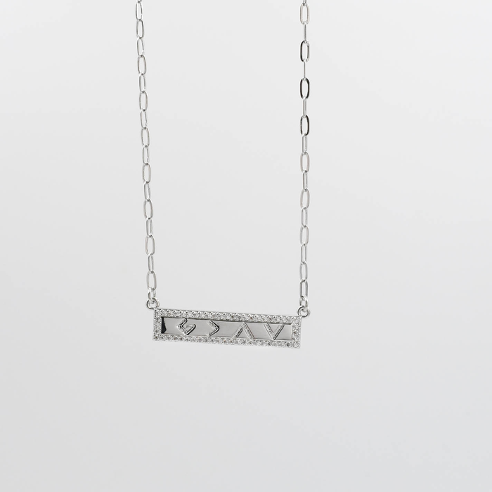premium silver necklace crafted for everyday wear, offering a dainty handcrafted style with a waterproof, hypoallergenic, tarnish free finish, ideal for minimal modern jewelry lovers, available as wholesale for boutiques