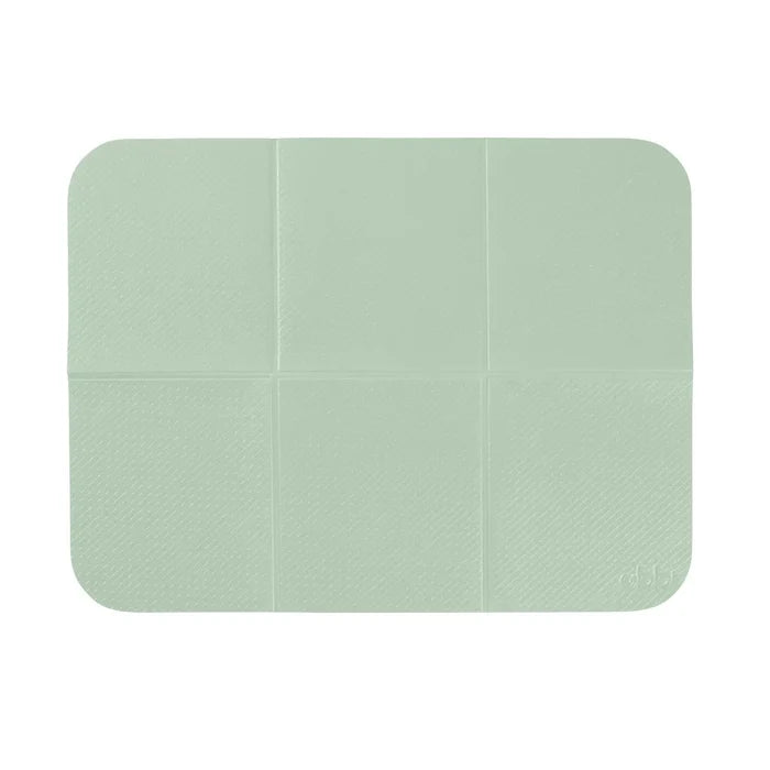 On-the-Go Changing Clutch