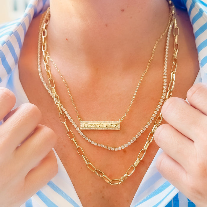 dainty gold necklace, layered design, boutique wholesale, women’s accessories, statement piece, trendy style, waterproof, hypoallergenic, tarnish free