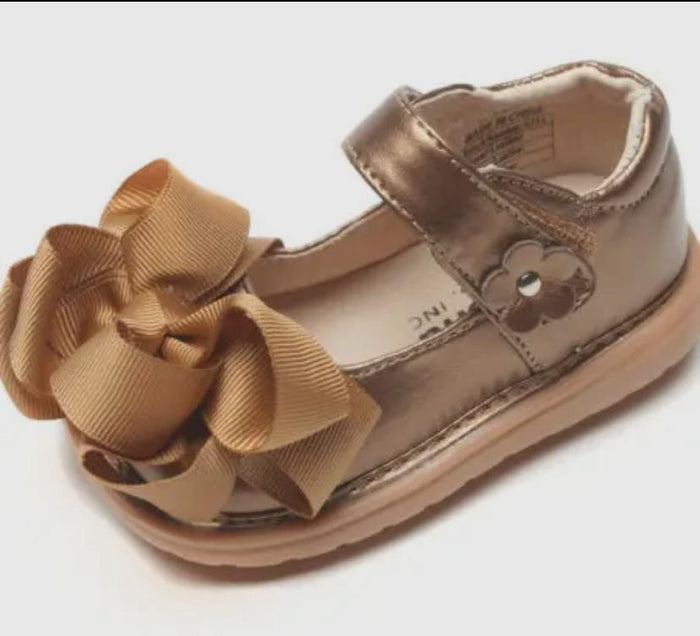 Ready set Bow Mary Jane Girls Toddler squeaky shoes