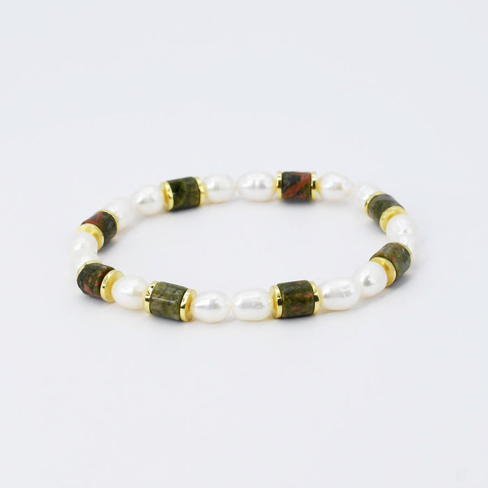 colorful gemstone jewelry, beaded fashion bracelet, gold or silver tone accessory, handcrafted beaded piece, trendy boho chic jewelry, vibrant statement wristwear, artisan handmade design, everyday stackable accessory, fashion jewelry for women, premium jewelry gift idea, boutique style wristwear, elevated modern jewelry