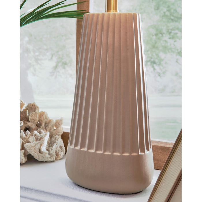 Dellner Table Lamp