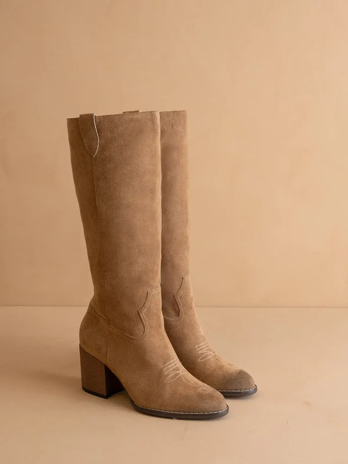 The Roxanne | Latte Knee High Western Bucket Boot