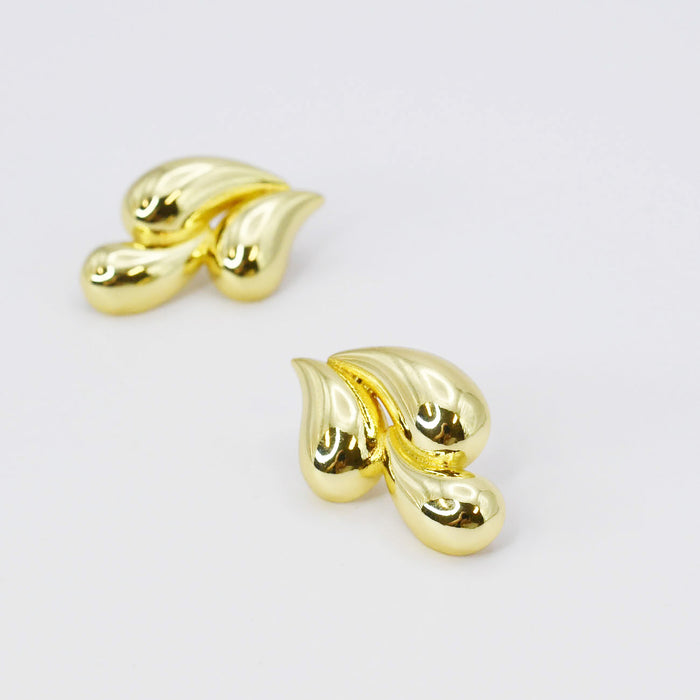 Gold hoop earrings minimalist style,
Silver stud earrings everyday wear,
Pearl drop earrings elegant outfit,
Gemstone huggie earrings vibrant look,
Dainty chain earrings modern chic,
Boho tassel earrings festival vibe,
Crystal dangle earrings evening style,
Rose gold mini hoops soft shine,
Textured stud earrings boutique appeal,
Colorful beaded earrings artisan touch,
Statement earrings bold trendy fashion,
Wholesale earrings for boutiques selection