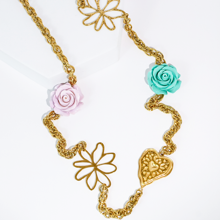 waterproof Petal & Heart Parade Necklace