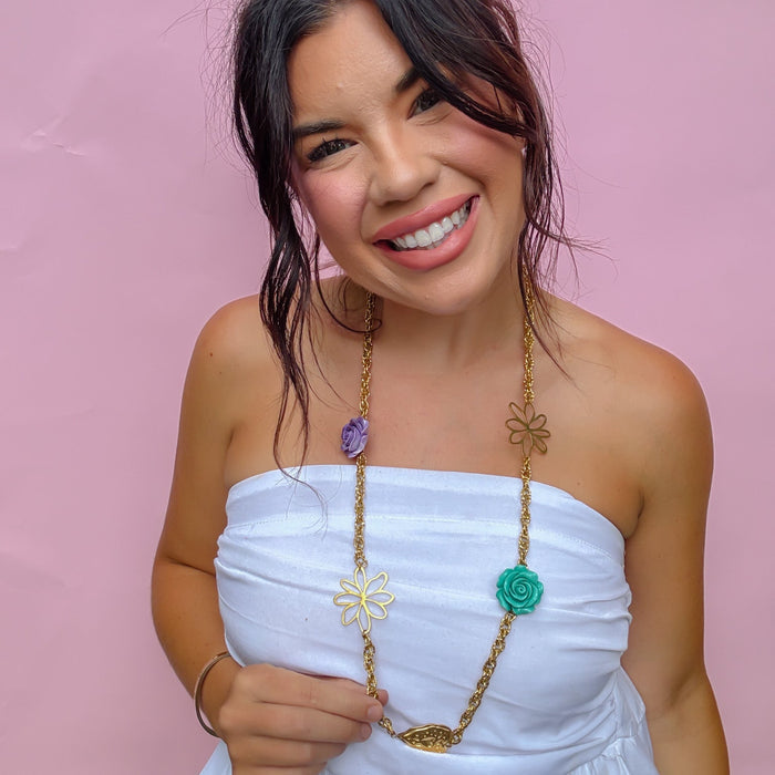 waterproof Petal & Heart Parade Necklace