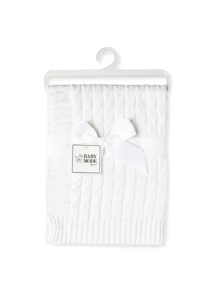 White Cable Knit Blanket
