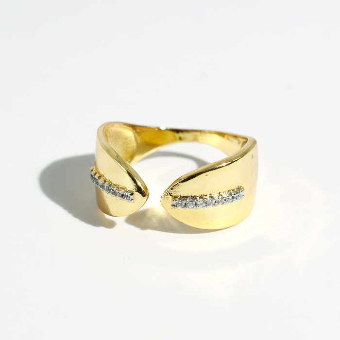 hypoallergenic ring, waterproof ring, tarnish free jewelry, boutique wholesale jewelry, dainty gold ring, gemstone statement ring, sparkly cubic zirconia ring, high quality jewelry gifts, elegant gold plated ring, trendy fashion ring, pastel gemstone ring
